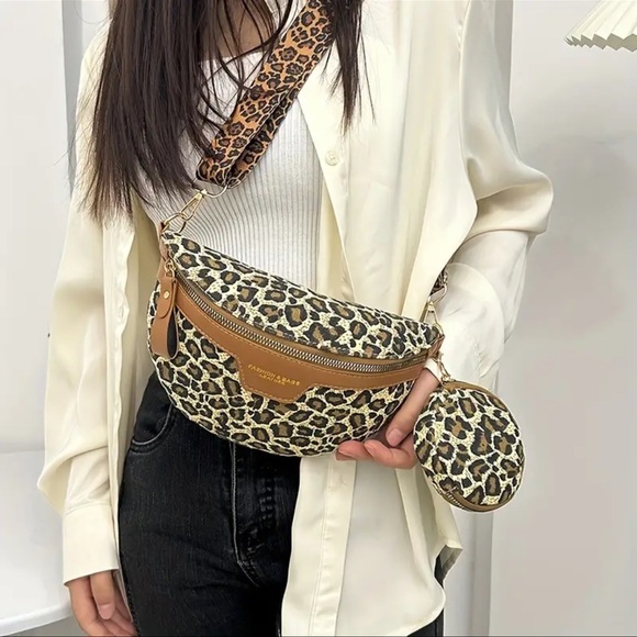 luxe fire diamond Handbags - New IVORY BROWN Bum bag Crossbody Leopard Animal Print Desiner Fanny Pack
